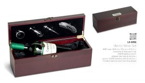 Merlot Wine Set